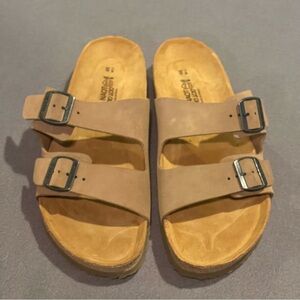 Naot sandals mens 13 NWOB‎
